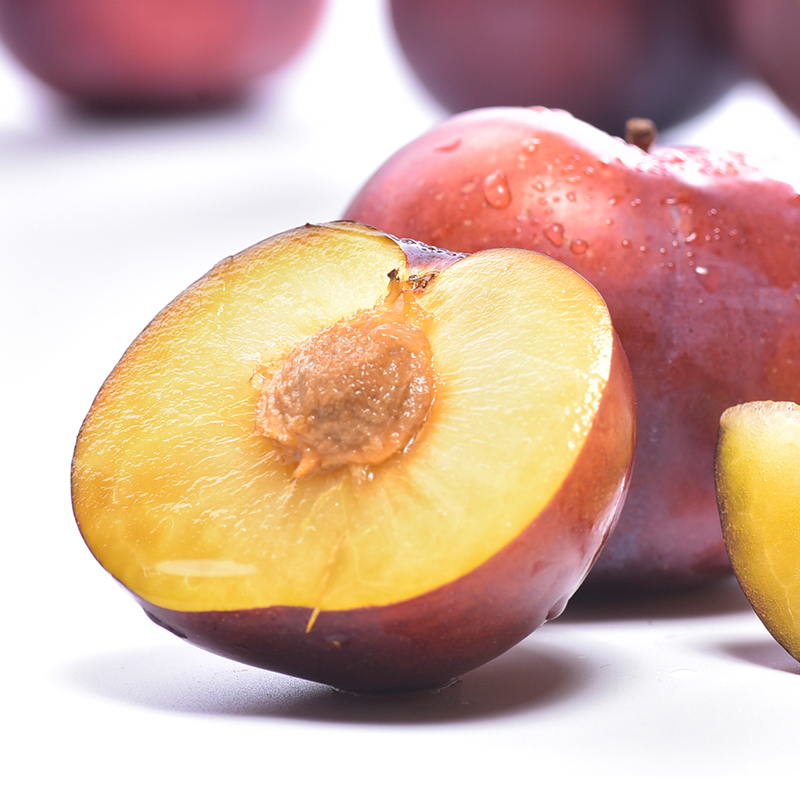 酸甜黑布林图片大全,个大味好的黑布林李子