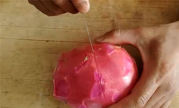 火龙果的各种切法图解,五种切法不用担心孩子吃的满脸都是啦