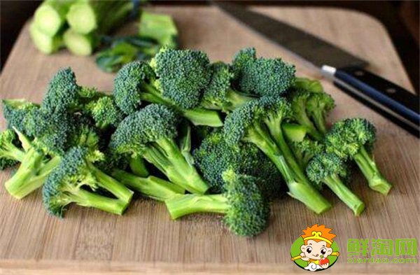 西兰花变白了能吃吗,西兰花吃多了的害处