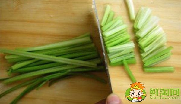 芹菜怎么摘洗,芹菜怎么洗怎么切